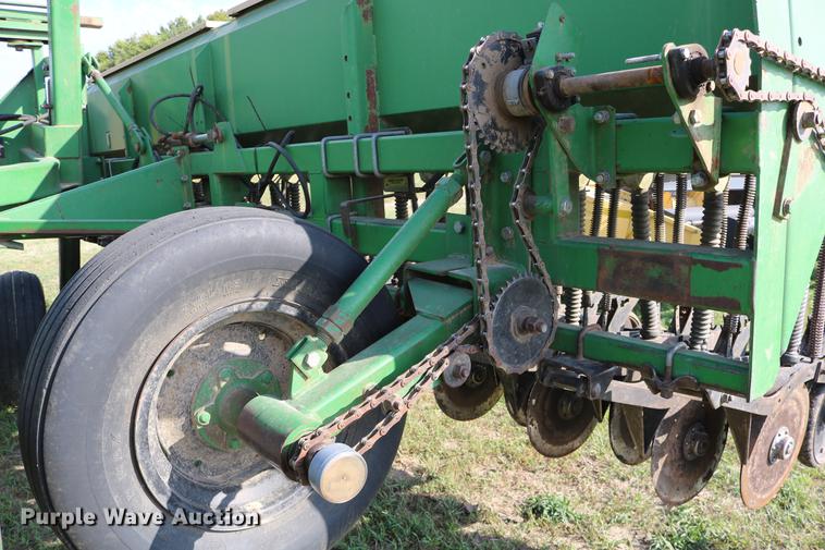 image for item DD0052 1988 Great Plains Solid Stand 30 grain drill