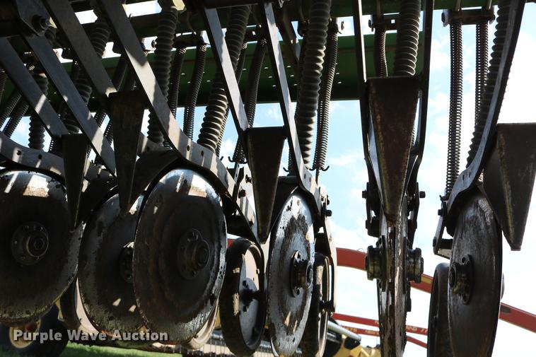 image for item DD0052 1988 Great Plains Solid Stand 30 grain drill