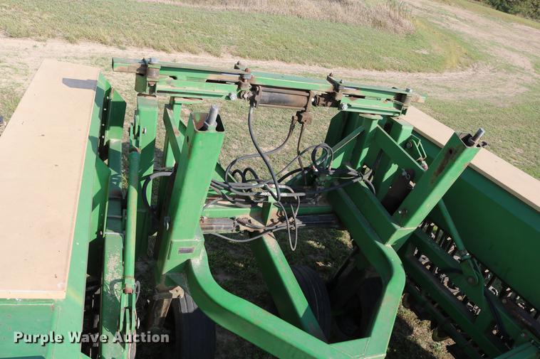 image for item DD0052 1988 Great Plains Solid Stand 30 grain drill
