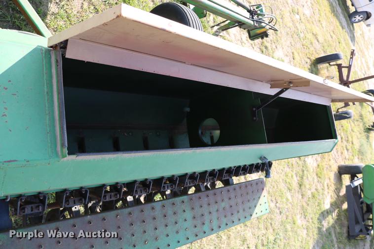 image for item DD0052 1988 Great Plains Solid Stand 30 grain drill