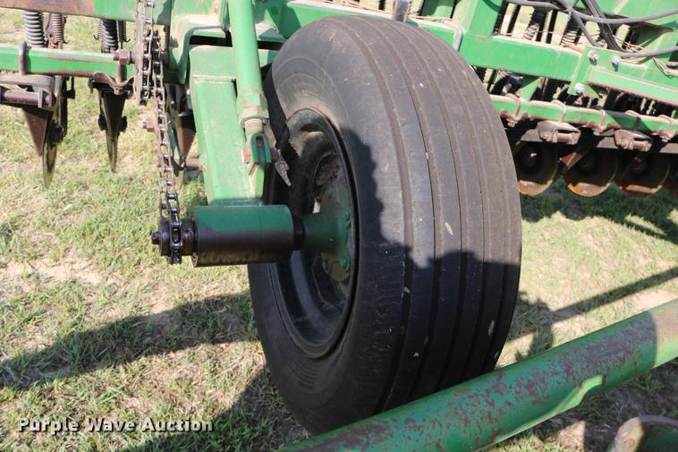 image for item DD0052 1988 Great Plains Solid Stand 30 grain drill