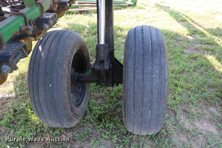 image for item DD0052 1988 Great Plains Solid Stand 30 grain drill