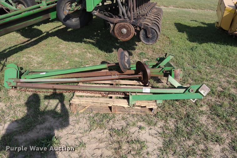 image for item DD0052 1988 Great Plains Solid Stand 30 grain drill
