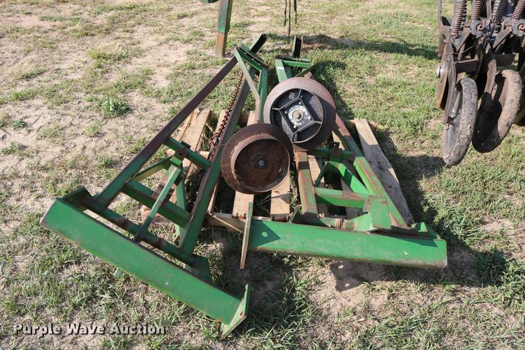 image for item DD0052 1988 Great Plains Solid Stand 30 grain drill