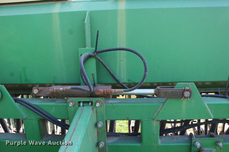 image for item DD0052 1988 Great Plains Solid Stand 30 grain drill