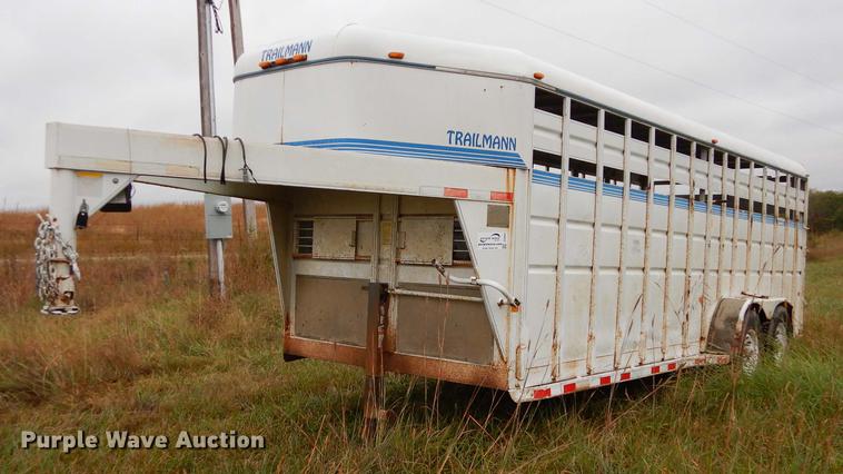 image for item DD0804 1999 Trailmann livestock trailer