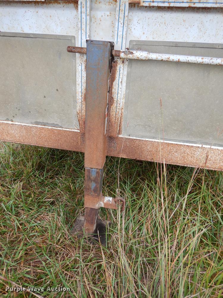 image for item DD0804 1999 Trailmann livestock trailer