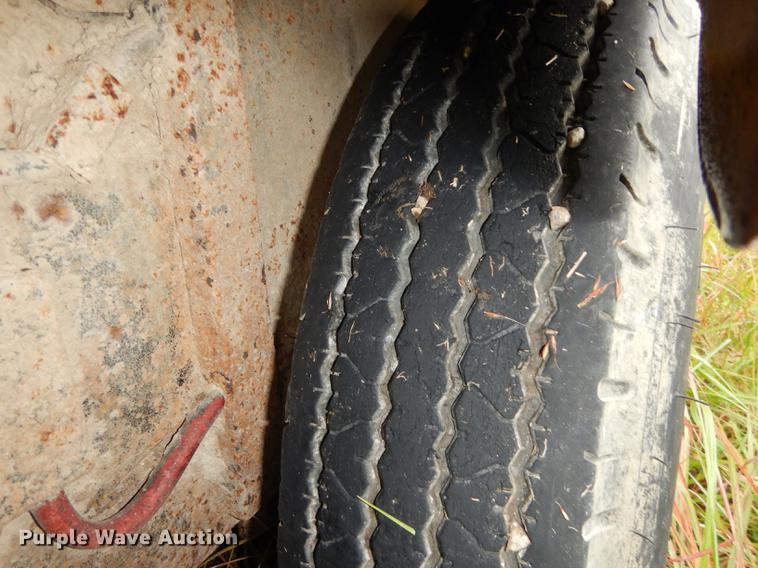 image for item DD0804 1999 Trailmann livestock trailer