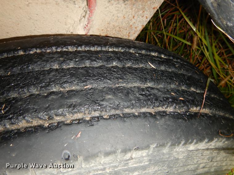 image for item DD0804 1999 Trailmann livestock trailer