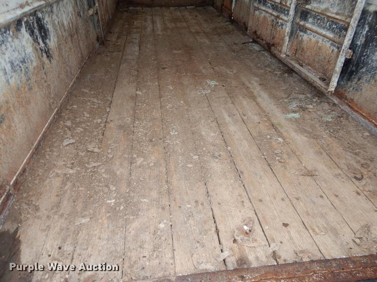 image for item DD0804 1999 Trailmann livestock trailer