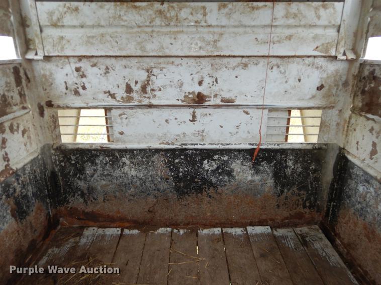 image for item DD0804 1999 Trailmann livestock trailer