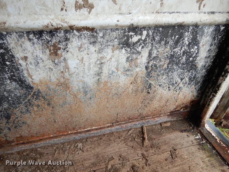 image for item DD0804 1999 Trailmann livestock trailer