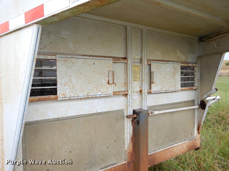 image for item DD0804 1999 Trailmann livestock trailer