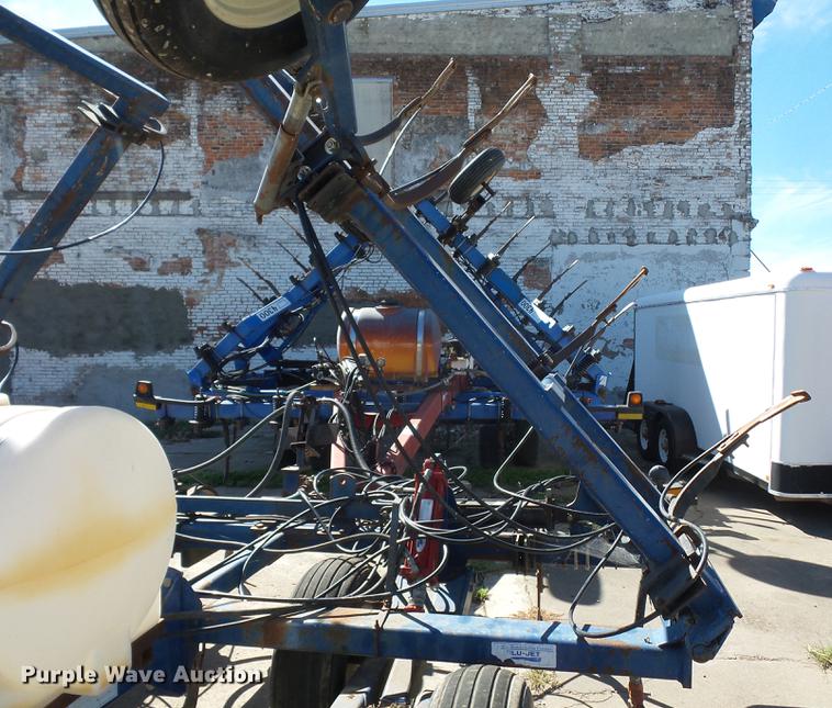 image for item DD2000 Loadrunner anhydrous ammonia applicator