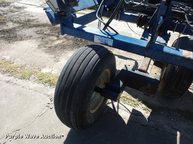 image for item DD2000 Loadrunner anhydrous ammonia applicator