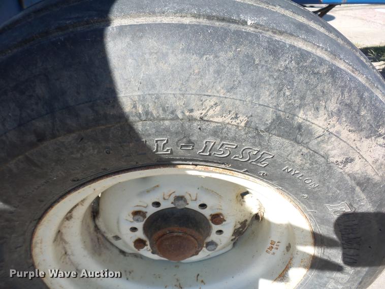 image for item DD2000 Loadrunner anhydrous ammonia applicator