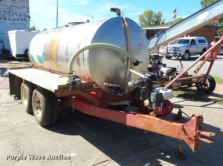 image for item DD2004 Nurse tank trailer