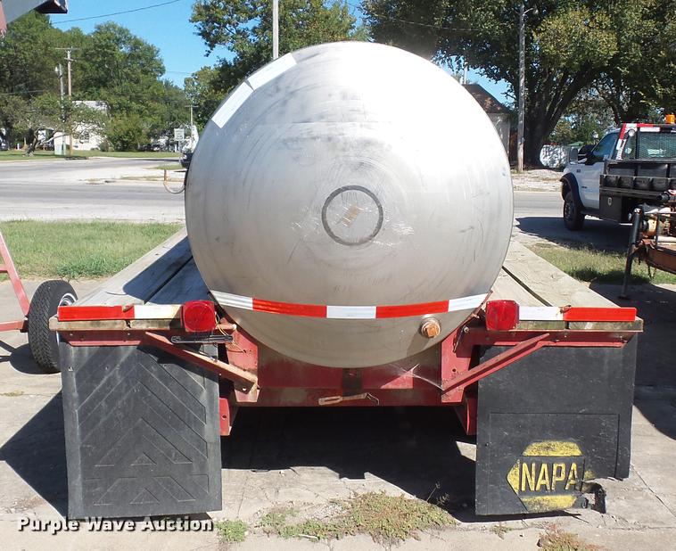 image for item DD2004 Nurse tank trailer