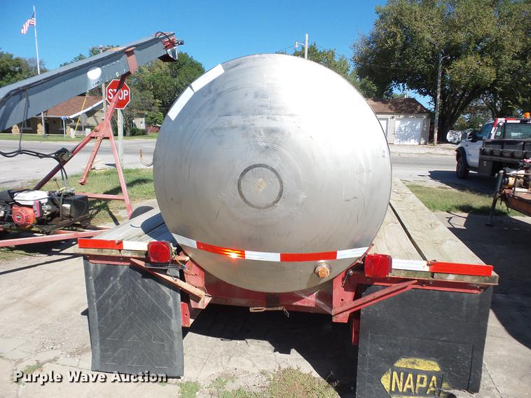 image for item DD2004 Nurse tank trailer