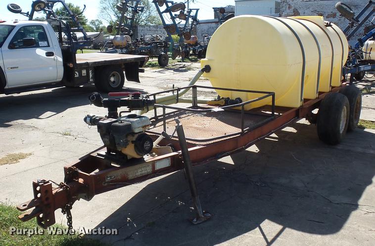 image for item DD2005 1996 Ag Systems AG1000 nurse tank trailer