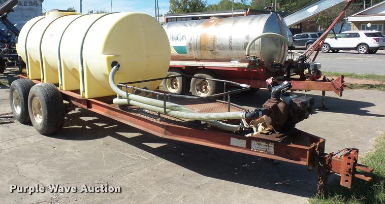 image for item DD2005 1996 Ag Systems AG1000 nurse tank trailer