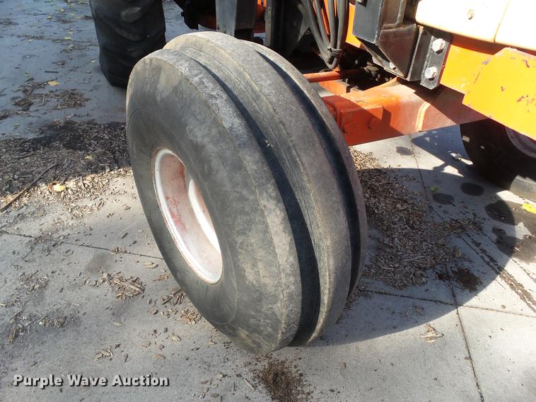 image for item DH9460 1972 Case 1370 tractor