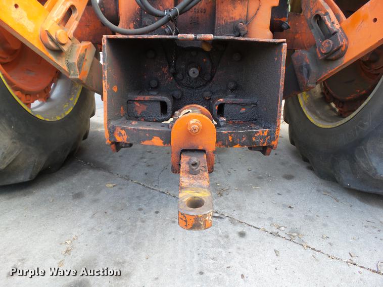 image for item DH9460 1972 Case 1370 tractor