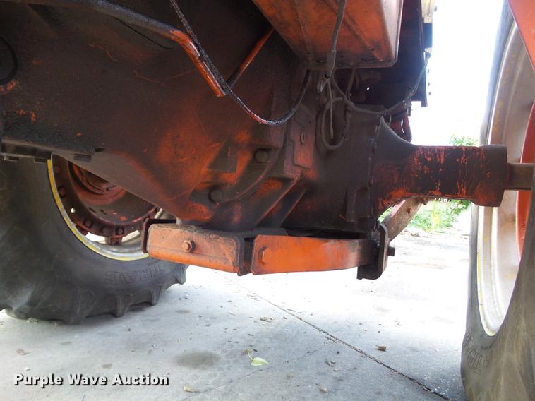 image for item DH9460 1972 Case 1370 tractor