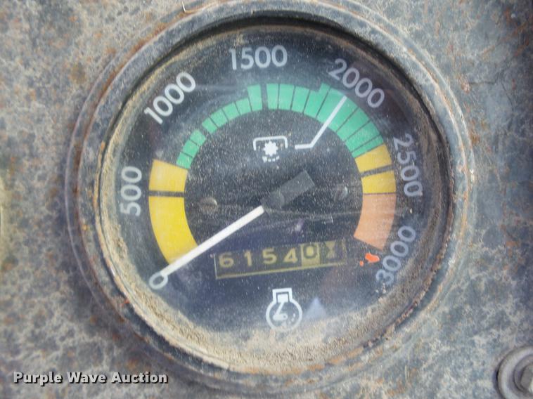 image for item DH9460 1972 Case 1370 tractor