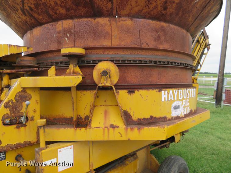 image for item DI9891 HayBuster Big Bite H1000 bale processor