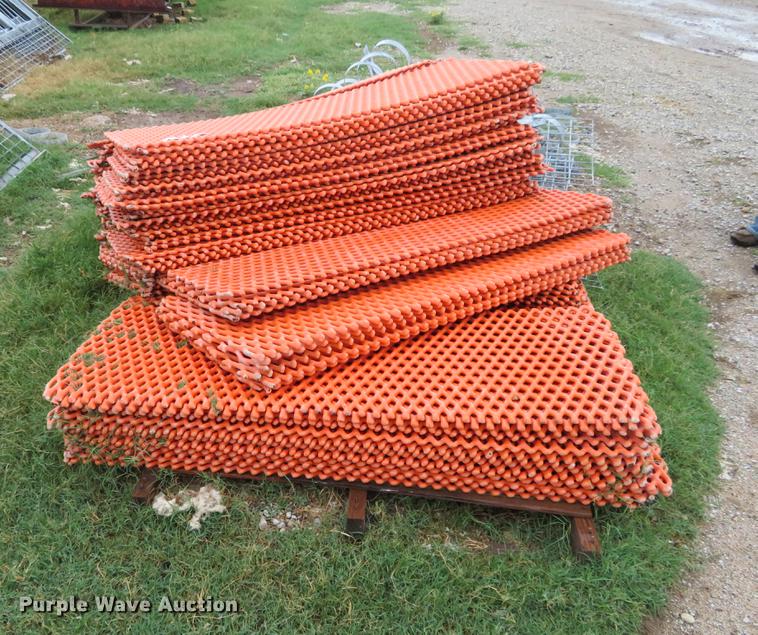 image for item DI9892 (90) Tenderfoot calf flooring