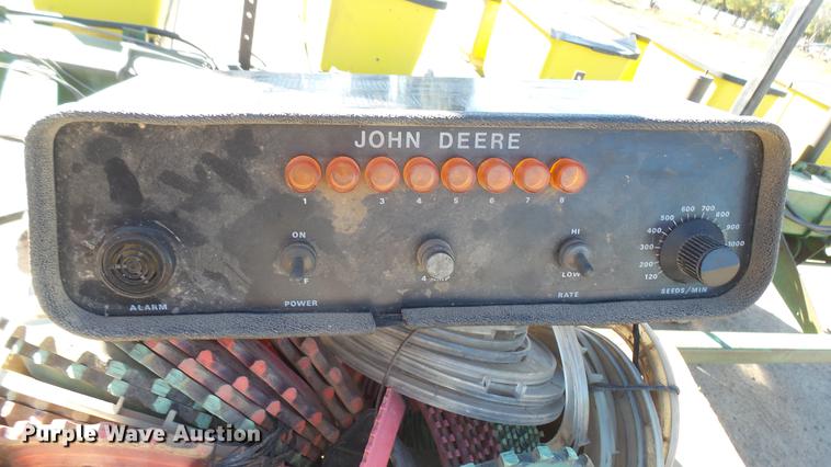 image for item DV9087 John Deere 7000 planer