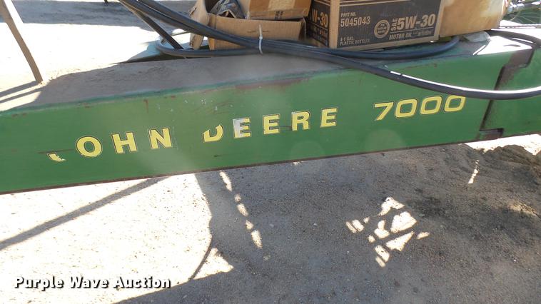 image for item DV9087 John Deere 7000 planer
