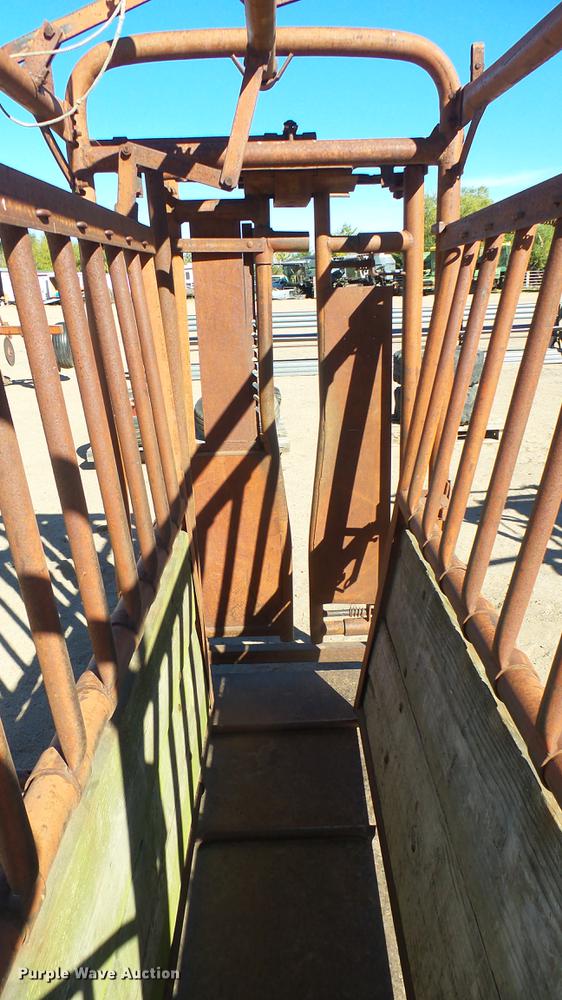 image for item DV9089 My-D Hand-D squeeze chute