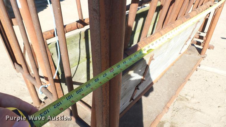 image for item DV9089 My-D Hand-D squeeze chute