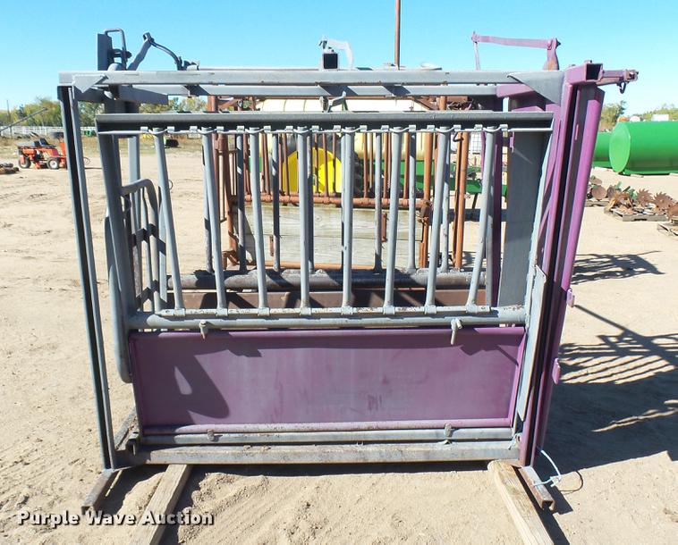 image for item DV9090 Squeeze chute