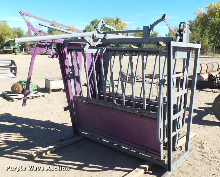 image for item DV9090 Squeeze chute