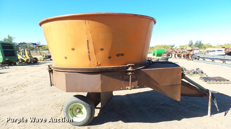 image for item DV9093 Roto-grind tub grinder