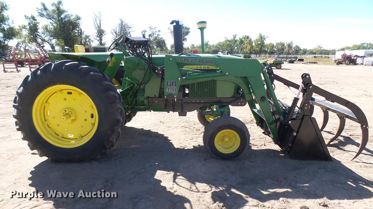 image for item DW9170 John Deere 3020 tractor