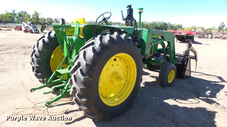 image for item DW9170 John Deere 3020 tractor