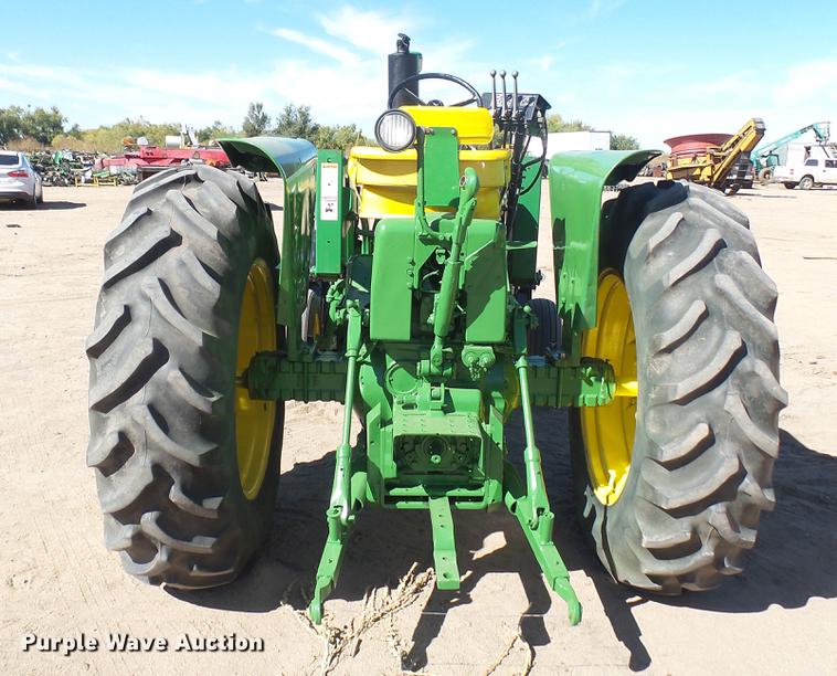 image for item DW9170 John Deere 3020 tractor