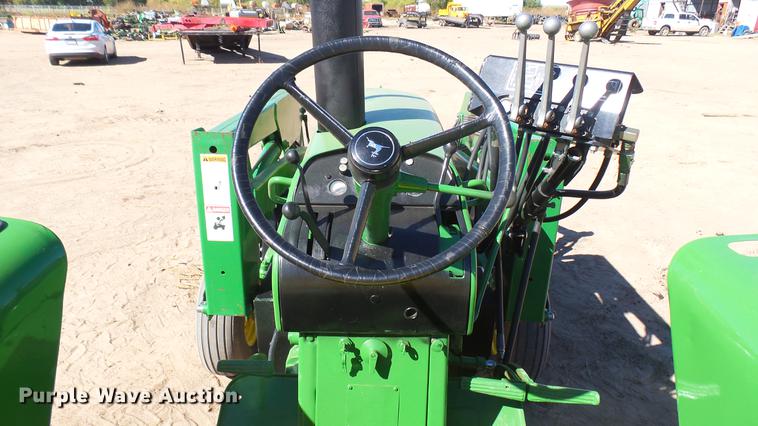 image for item DW9170 John Deere 3020 tractor