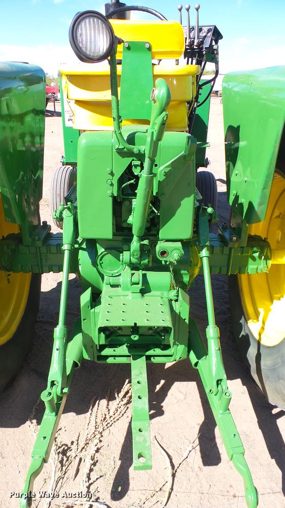 image for item DW9170 John Deere 3020 tractor