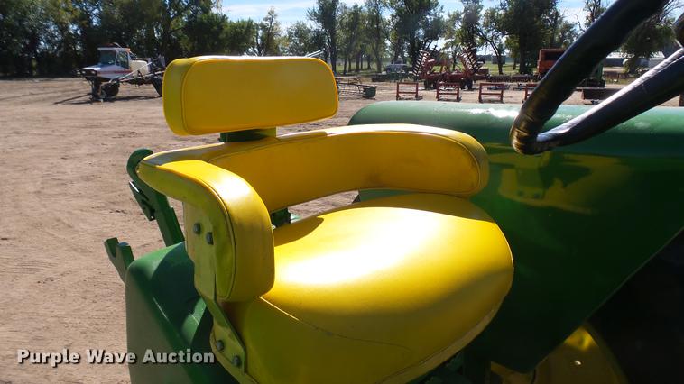 image for item DW9170 John Deere 3020 tractor