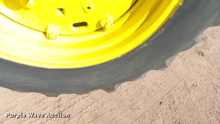 image for item DW9170 John Deere 3020 tractor