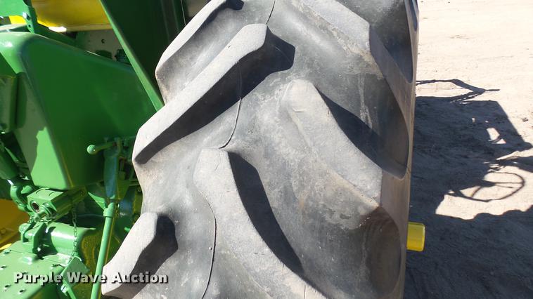 image for item DW9170 John Deere 3020 tractor