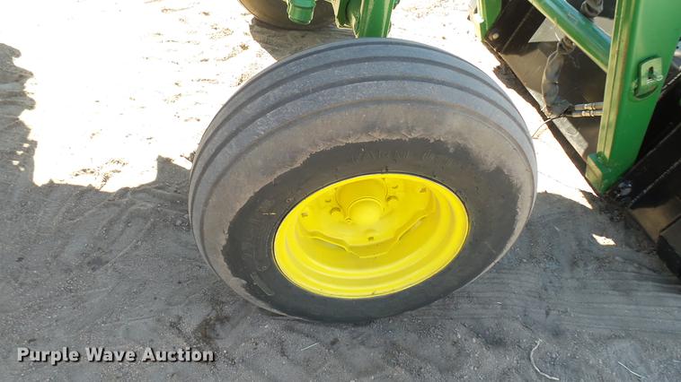 image for item DW9170 John Deere 3020 tractor