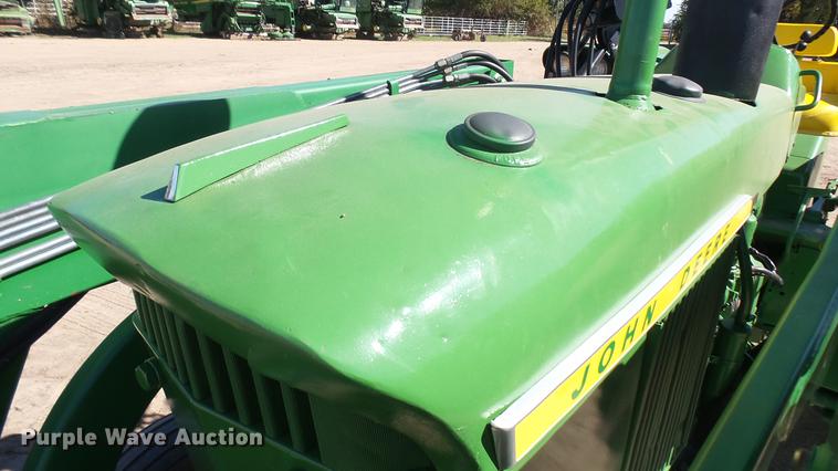image for item DW9170 John Deere 3020 tractor