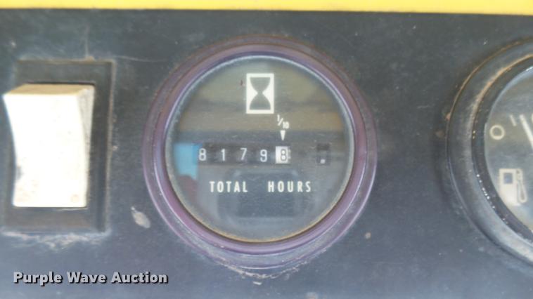 image for item DW9171 Ford L785 skid steer