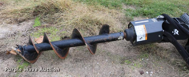 image for item DW9879 2015 Bobcat 15C auger